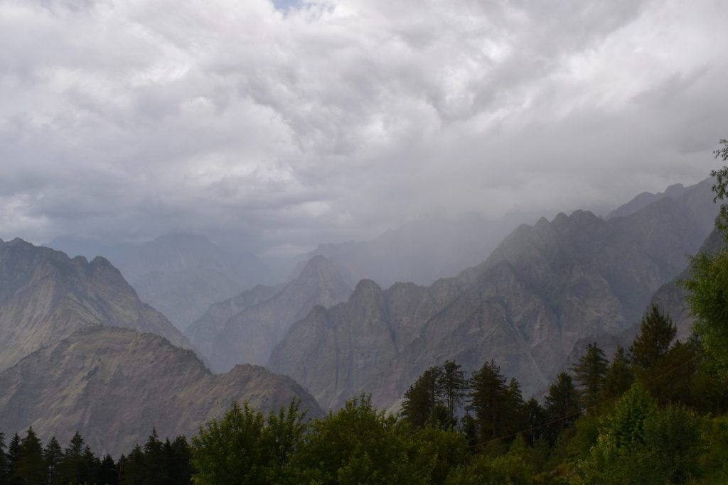 Maximizing Your Experience: Exploring Offbeat Hill Stations in India