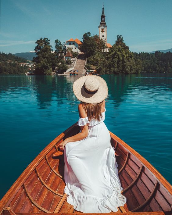 The Ultimate Guide to Planning Your Next Girl’s Trip