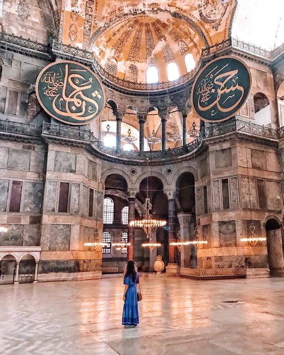 From Budgeting to Booking: How to Plan Your Dream Getaway as a Female Traveler